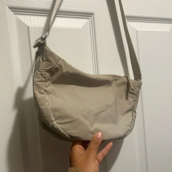 Athleta crossbody bag - Picture 3 of 10